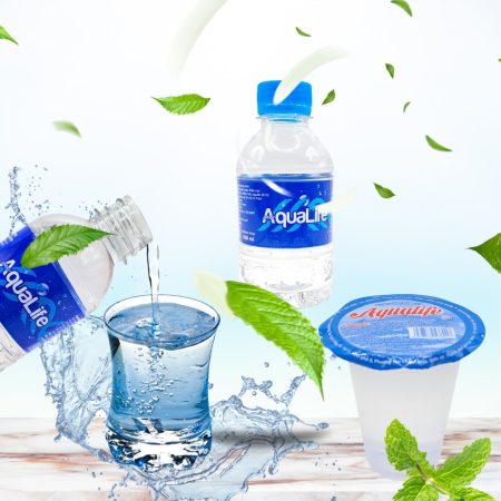 z4682521105755 e183f71491ecd25be4f460bb4efe6e2d Nước đóng ly Aqualife ( thùng 48 ly )