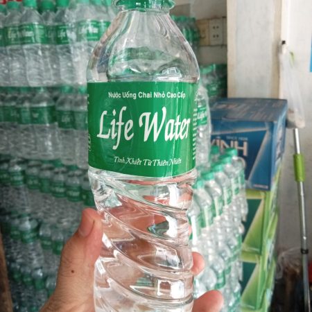Nước Life Water 500ml ( lốc 24 chai ) 6 z4844738578873 ac635ce81484736007d25222175a2706 Nước Life Water 500ml ( lốc 24 chai )